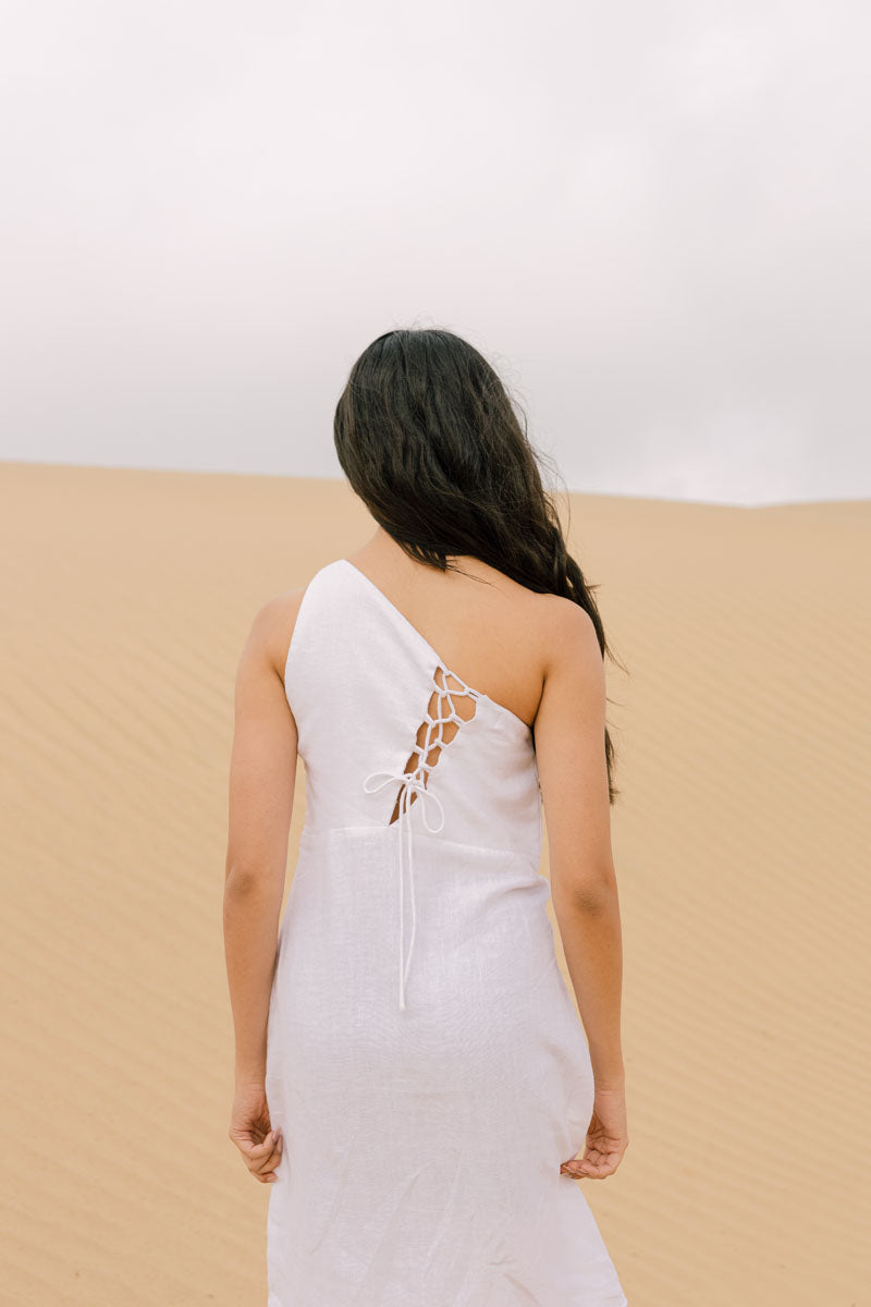 One Shoulder Criss-Cross Dress Back by Chi linen