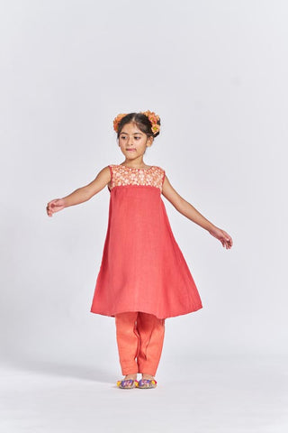 Red box pleated kurta set