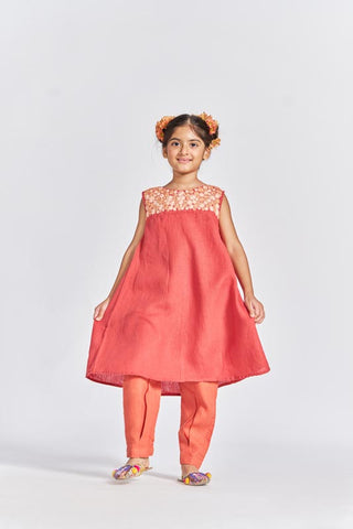 Red box pleated kurta set